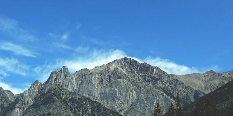 5G网络技术深度解析：从底层原理到行业变革的IT资源指南