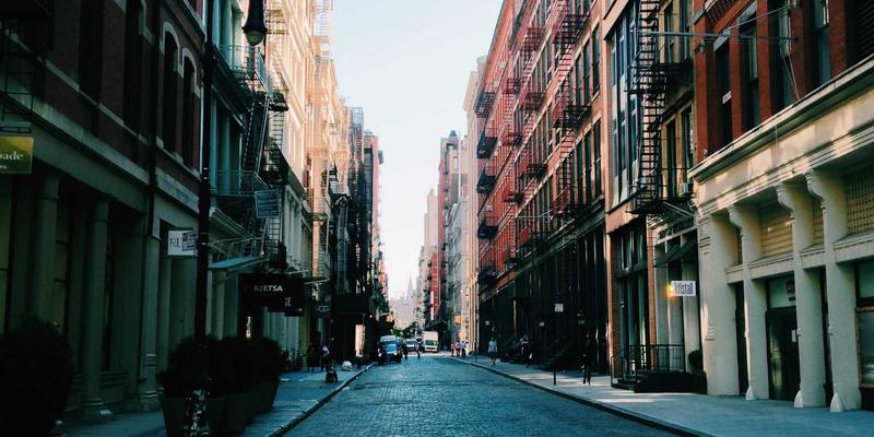 从编程到运维：物联网网络安全的实战指南与解决方案